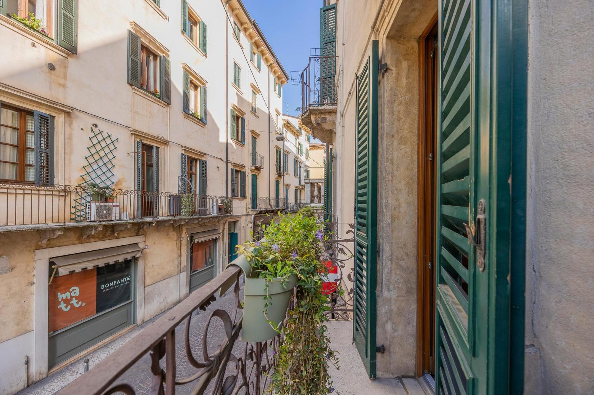 Domus Largo Pescheria เวโรนา ภายนอก รูปภาพ